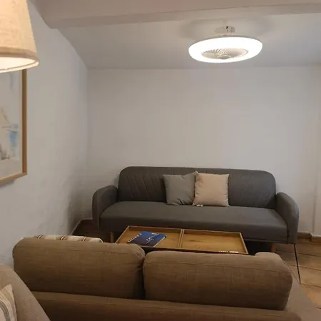 Aristi Etxea بيت للعطل *